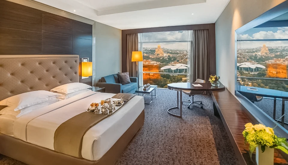 هتل بیلتمور تفلیس